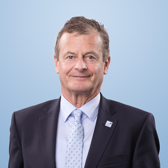Stefan Bumann