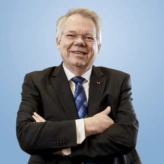 Prof. Em. Dr.-Ing Helmut Hoyer