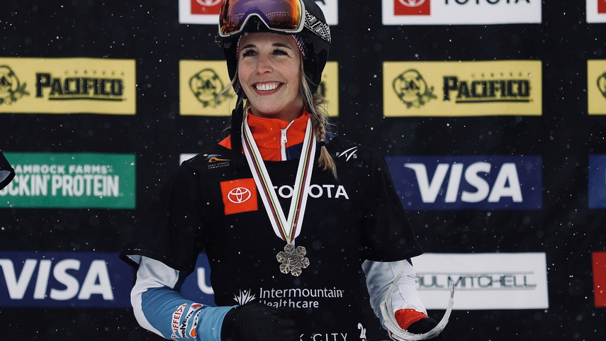 Jenny Ladina sur un podium